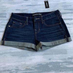 Low rise shorts